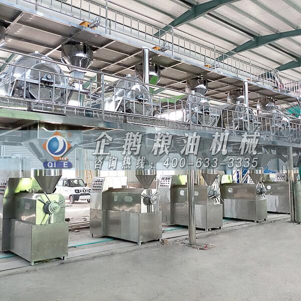 鄭州企鵝為您探秘花生油的制作工藝：傳統與現代的完美結合